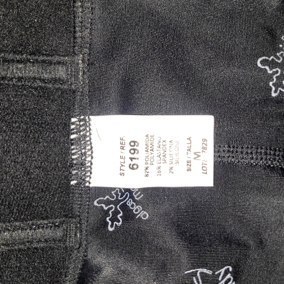 Compression garment - Picture 2 of 6